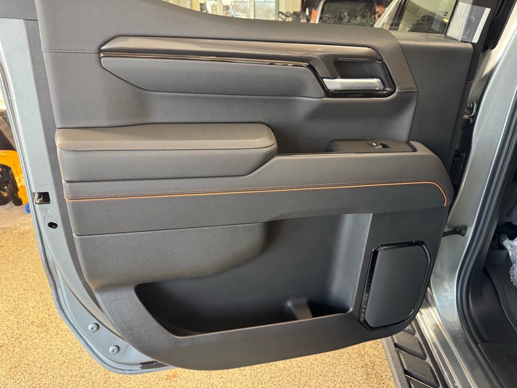 New 2026 GMC Sierra 1500 AT4 w/ AT4 Premium Package image 9