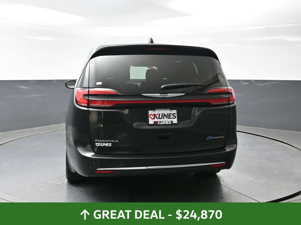 Used 2023 Chrysler Pacifica Limited FWD image 14