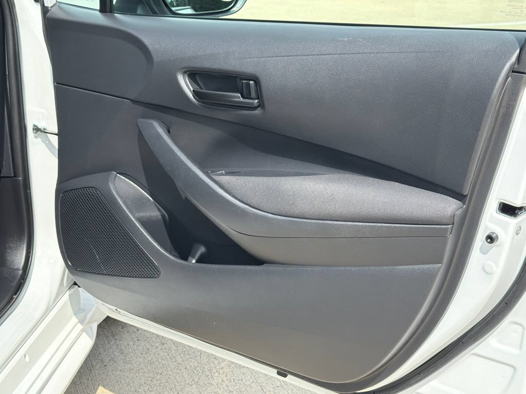 Used 2023 Toyota Corolla LE FWD image 10