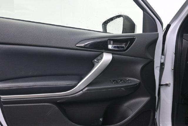 Used 2024 Mitsubishi Eclipse Cross SEL AWD/4WD image 13