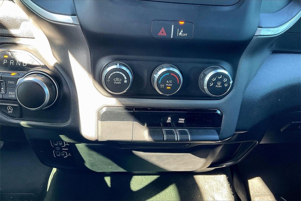 Used 2022 RAM 1500 Big Horn w/ Level 1 Safety Group image 32