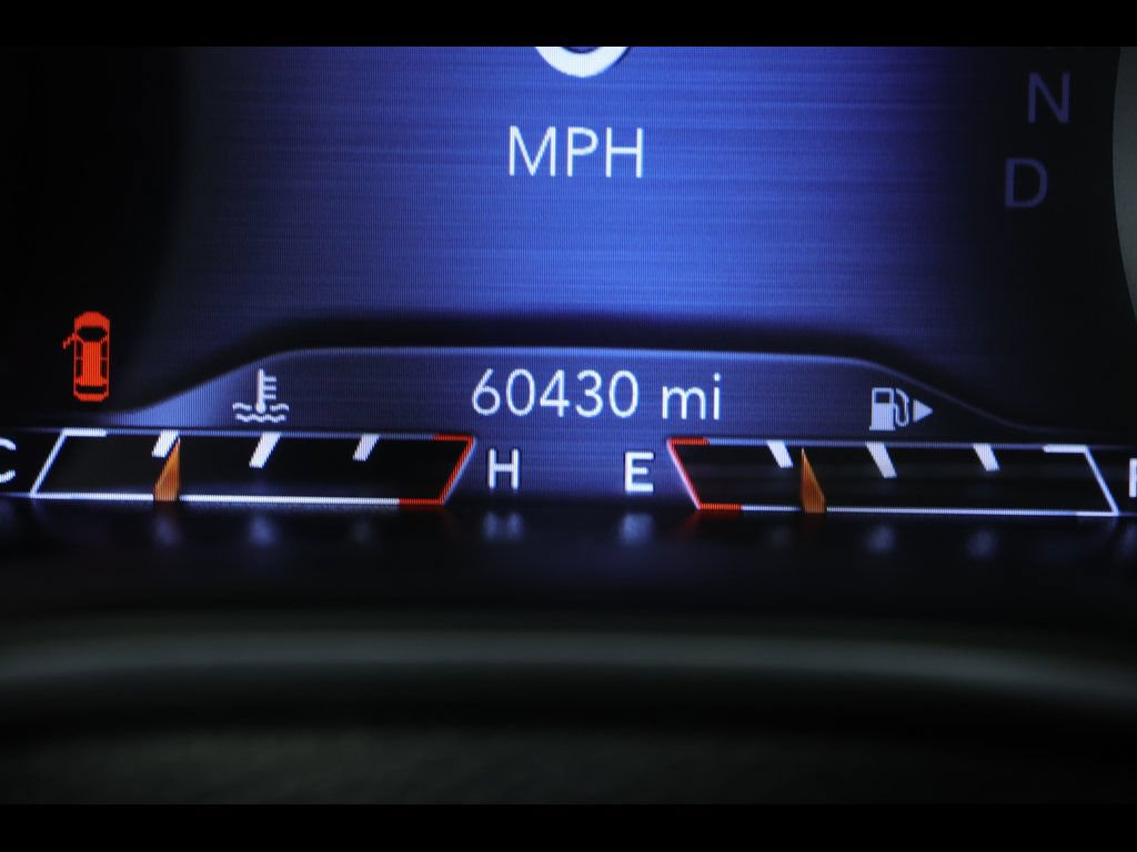 Used 2020 Jeep Cherokee Limited AWD/4WD image 27