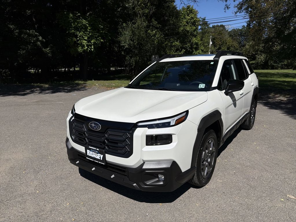Certified 2026 Subaru Outback Premium AWD/4WD image 4