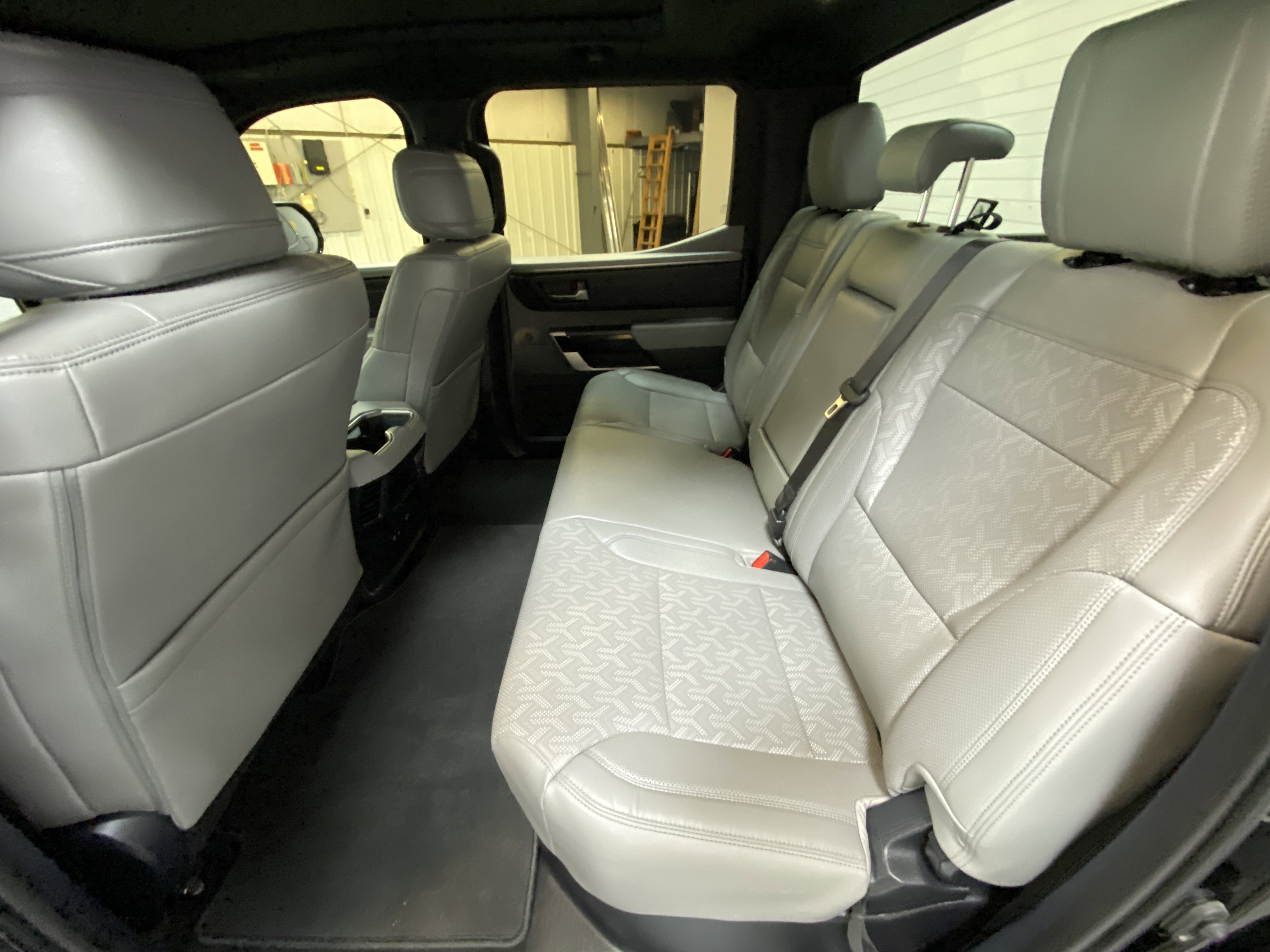 Used 2025 Toyota Tundra Limited w/ Power Package image 27