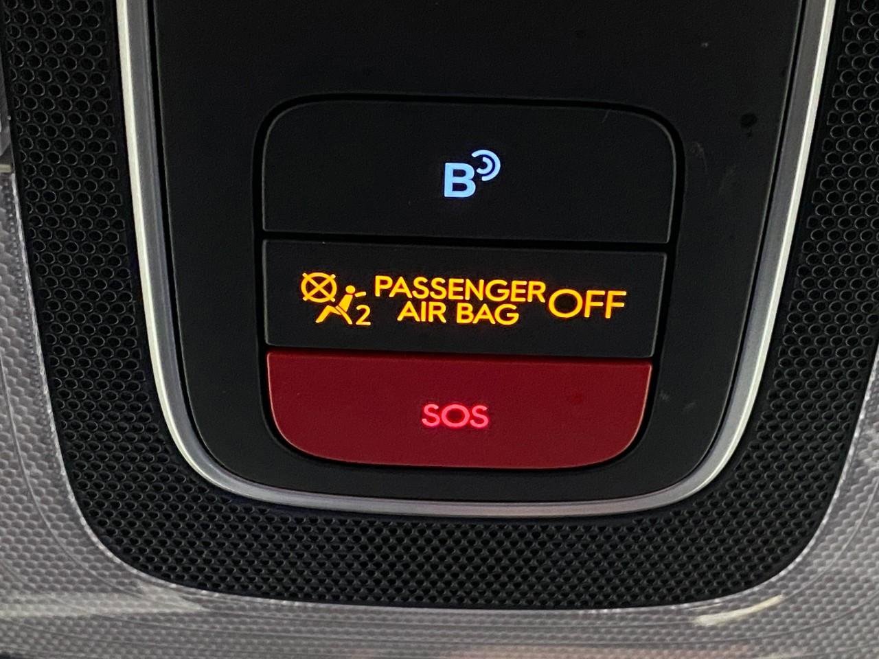 Certified 2023 Hyundai Elantra SEL w/ Preferred Accessory Package image 27