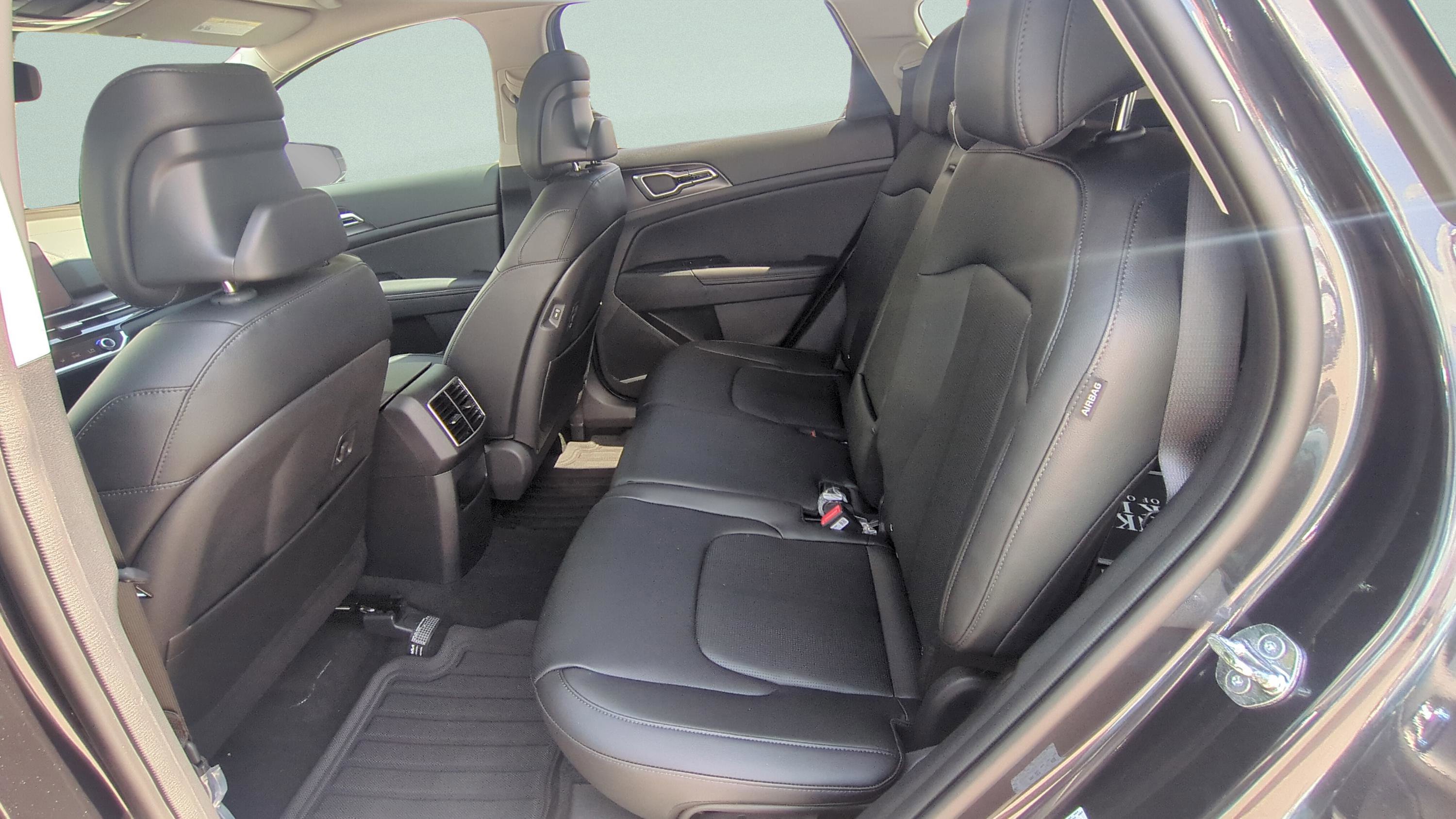 New 2026 Kia Sportage EX image 34