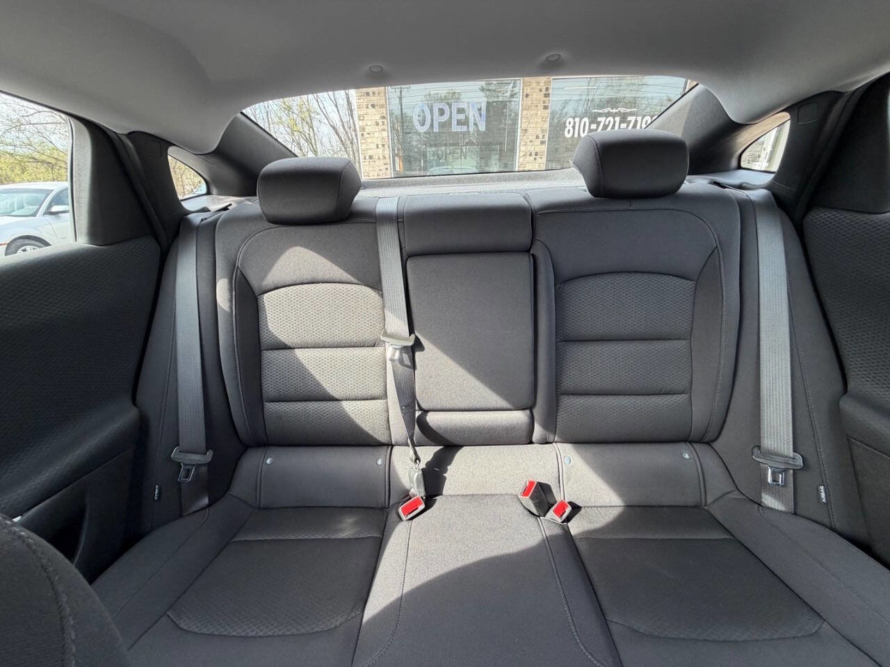 Used 2023 Chevrolet Malibu LT FWD image 21