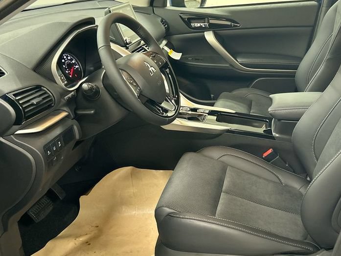 New 2026 Mitsubishi Eclipse Cross SE AWD/4WD image 11