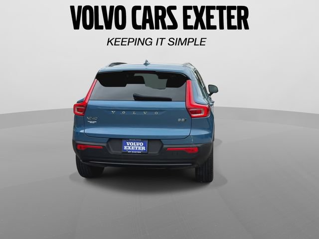 Certified 2024 Volvo XC40 B5 Plus w/ Protection Package Premier AWD/4WD image 11