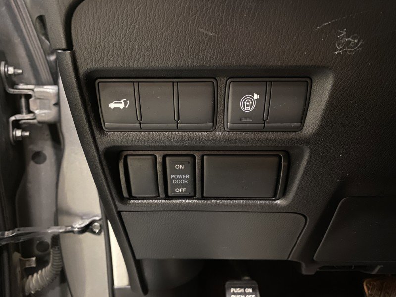 Used 2021 Nissan Armada SL w/ Captain's Chairs Package AWD/4WD image 36