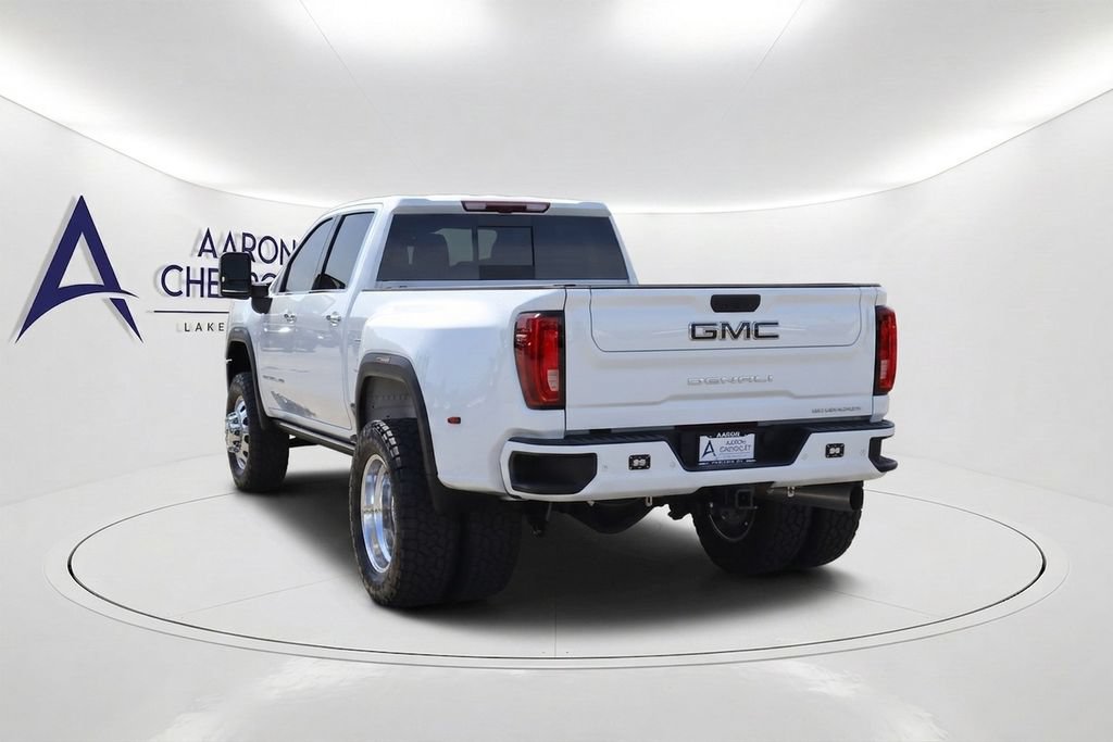 Used 2024 GMC Sierra 3500 Denali Ultimate AWD/4WD image 7