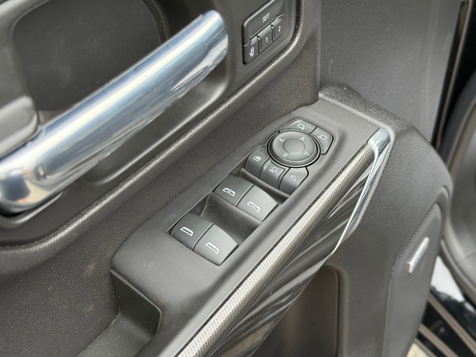 Used 2023 GMC Sierra 3500 AT4 w/ AT4 Preferred Package AWD/4WD image 13