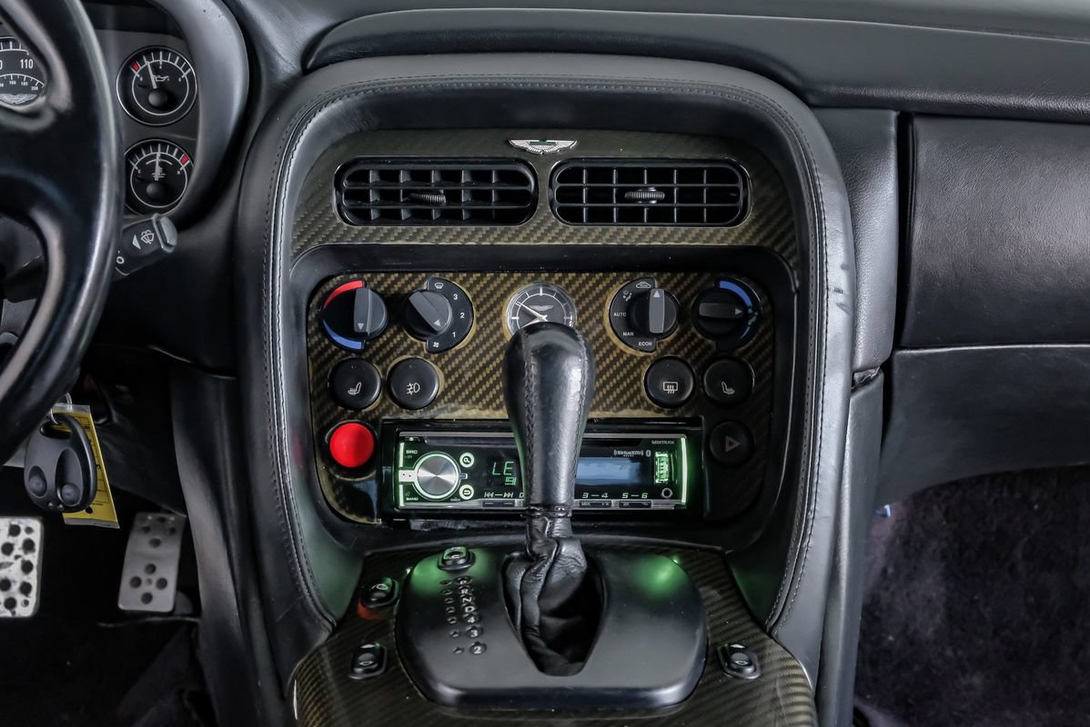 Used 2002 Aston Martin DB7 Vantage RWD image 21