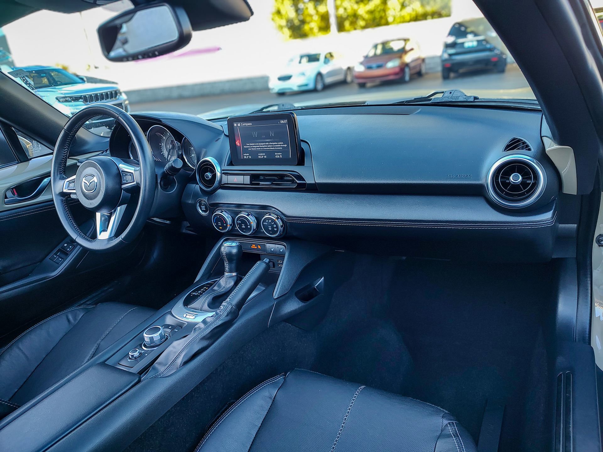 Used 2023 MAZDA MX-5 Miata Grand Touring w/ Weather Package image 35