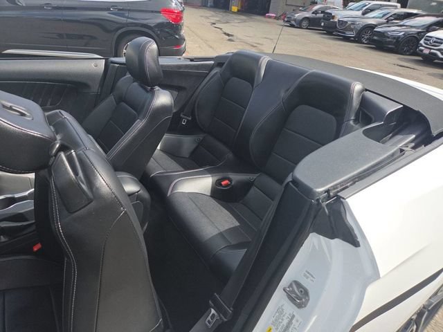 Used 2022 Ford Mustang Premium RWD image 10