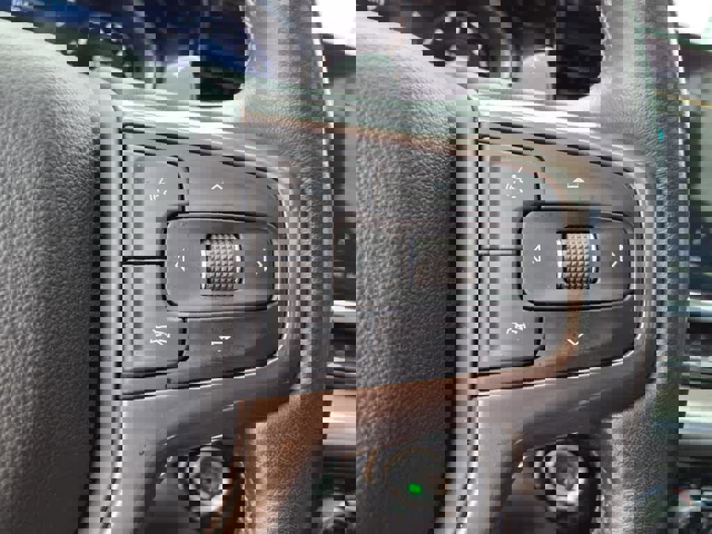 Used 2022 Chevrolet Silverado 1500 High Country w/ High Country Premium Package image 18