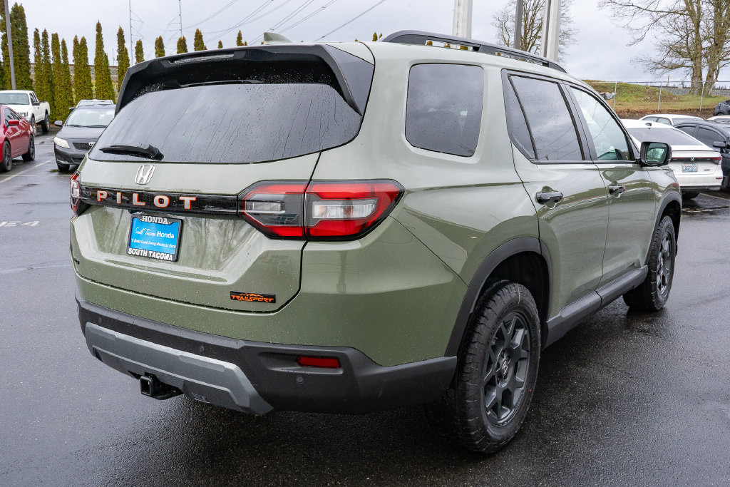 New 2026 Honda Pilot TrailSport image 6
