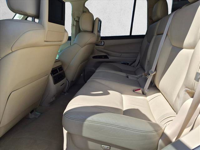 Used 2014 Lexus LX 570 4WD image 13