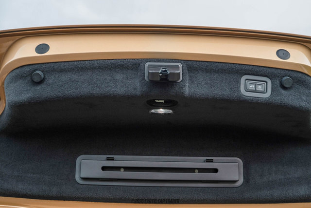 Used 2026 Bentley Continental GTC image 69