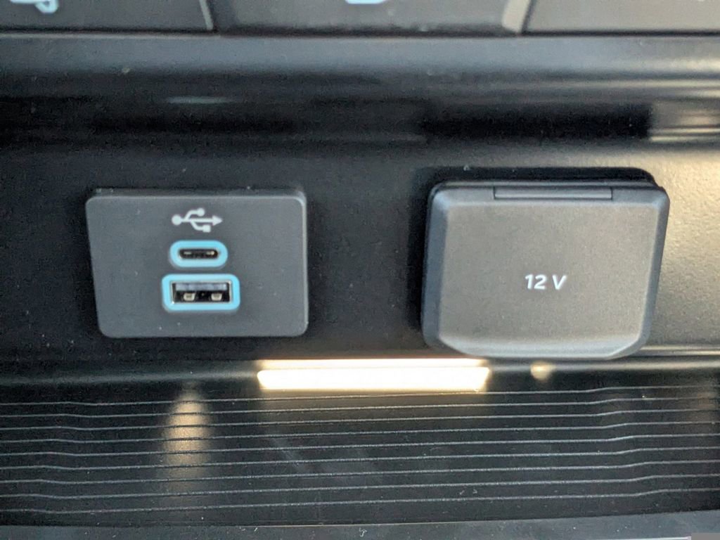 New 2025 Ford F550 4x4 Regular Cab Super Duty image 18