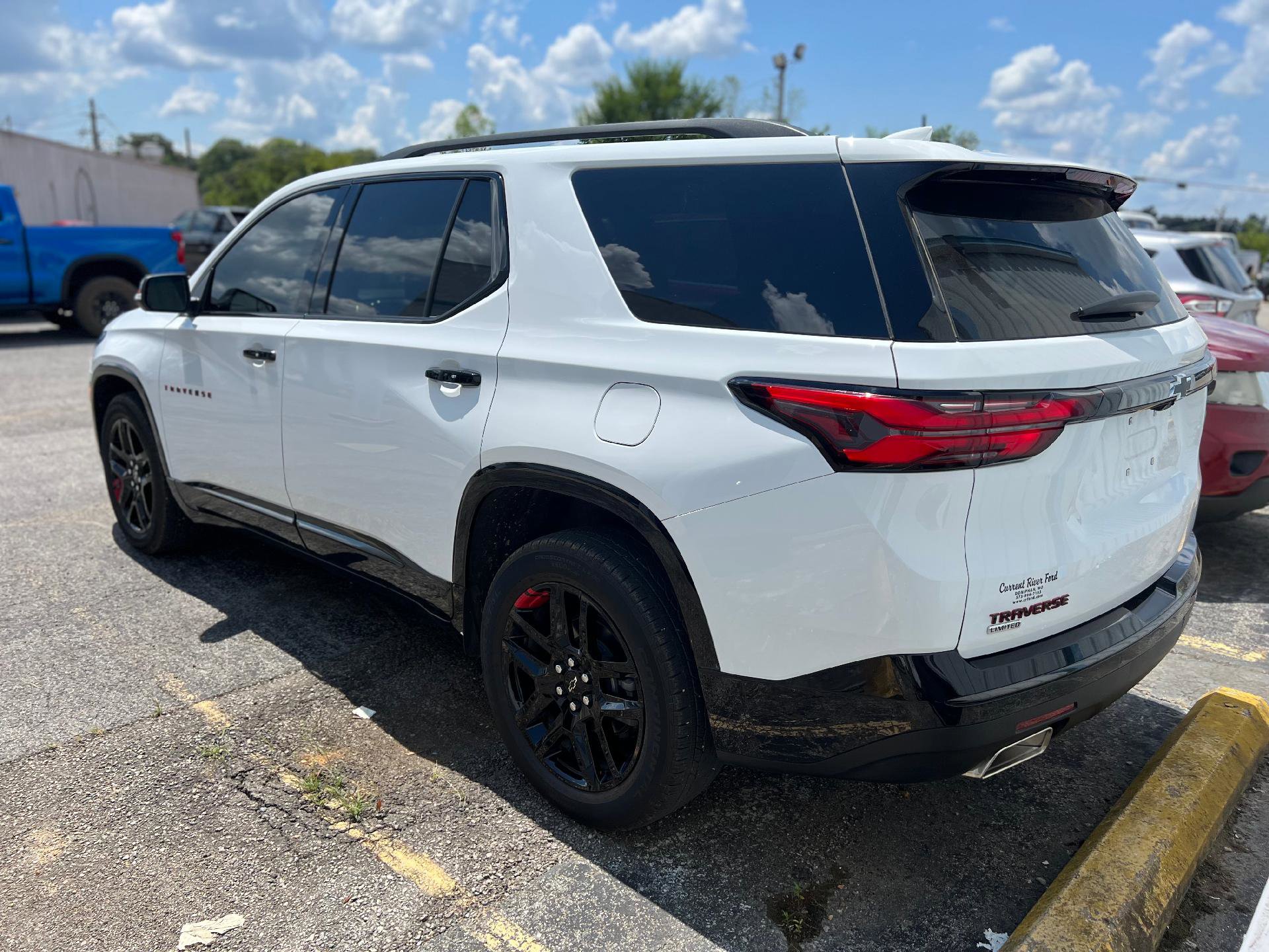 Used 2024 Chevrolet Traverse Premier w/ Redline Edition image 4