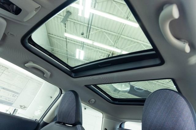 Certified 2025 MINI Cooper S image 15