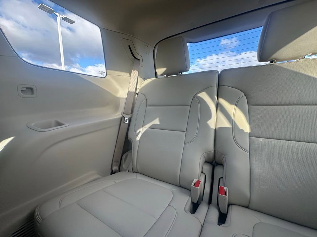 Used 2022 GMC Acadia Denali w/ Denali Ultimate Package image 26