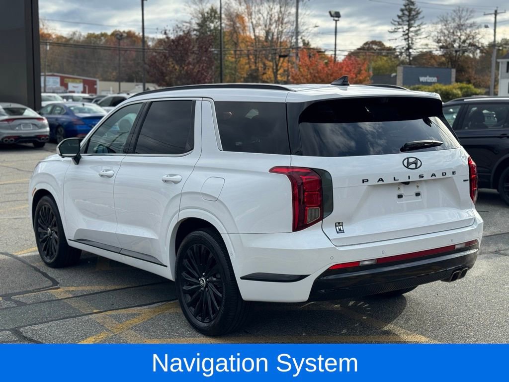 Used 2025 Hyundai Palisade Calligraphy image 3