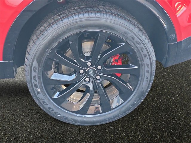 Used 2024 Land Rover Discovery Sport Dynamic SE image 32