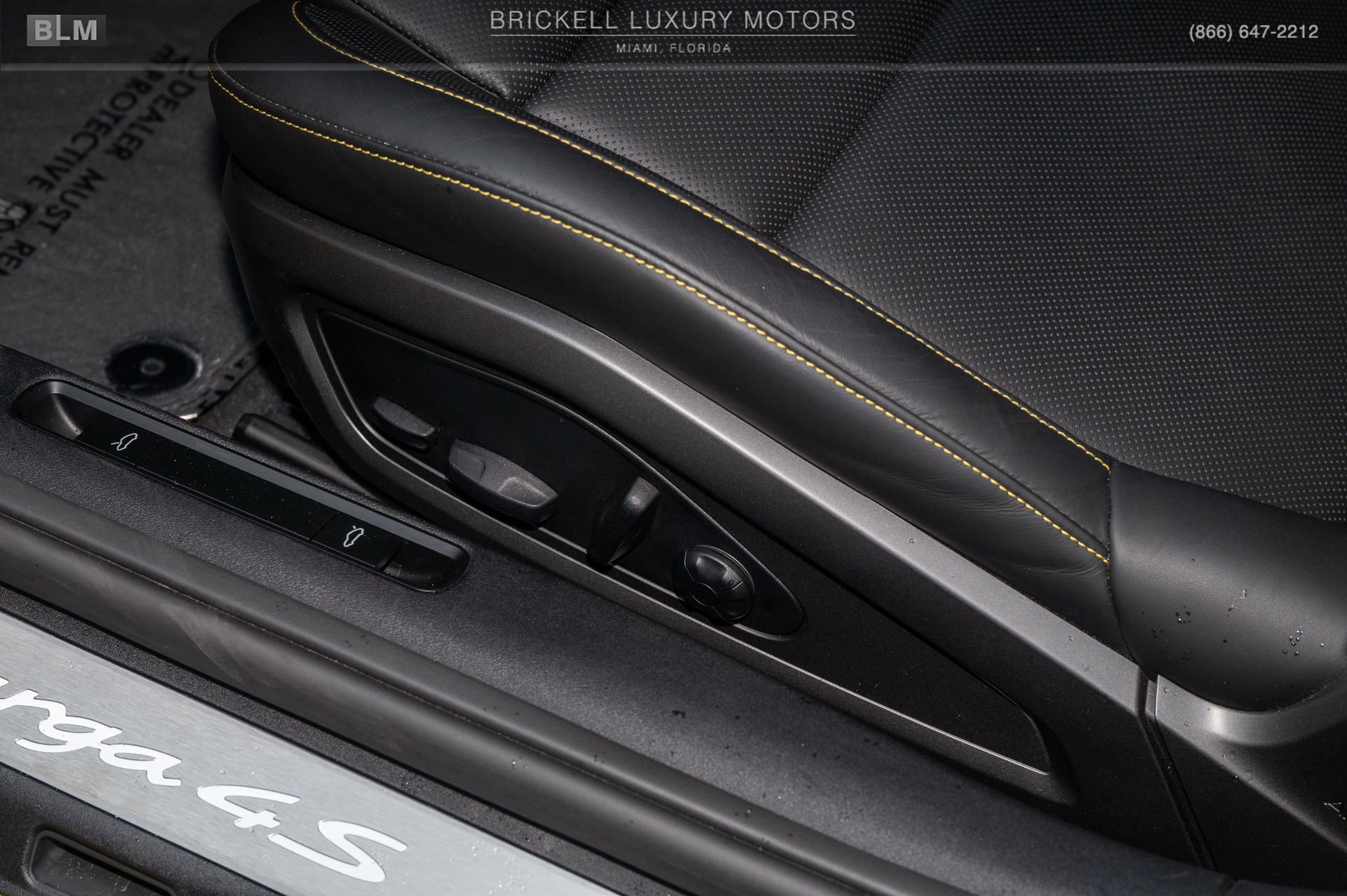 Used 2023 Porsche 911 Targa 4S w/ Premium Package image 61