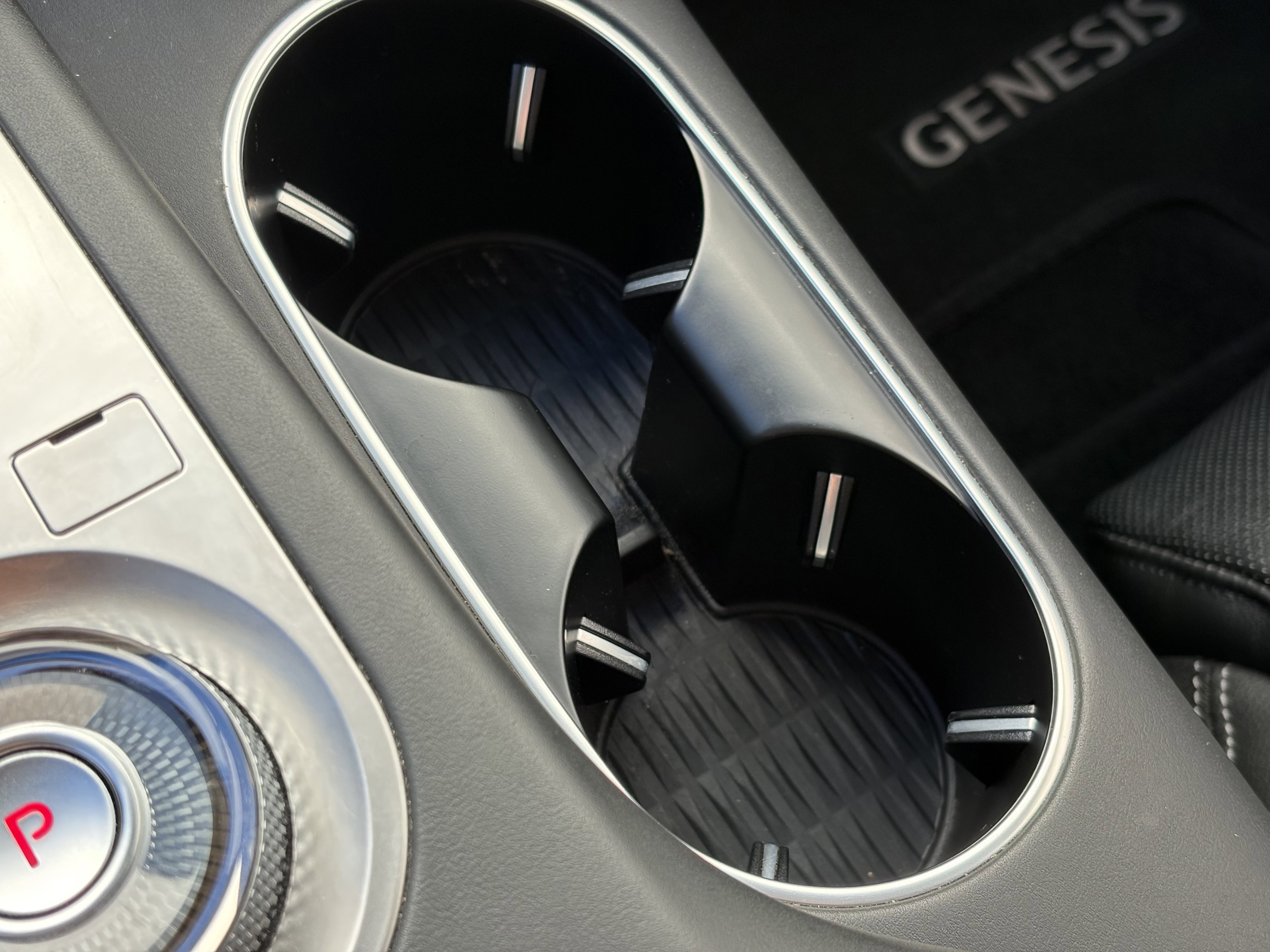 Used 2022 Genesis GV70 2.5T w/ Advanced Package image 26