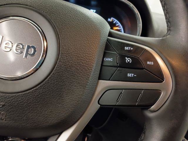 Used 2019 Jeep Grand Cherokee Limited AWD/4WD image 31