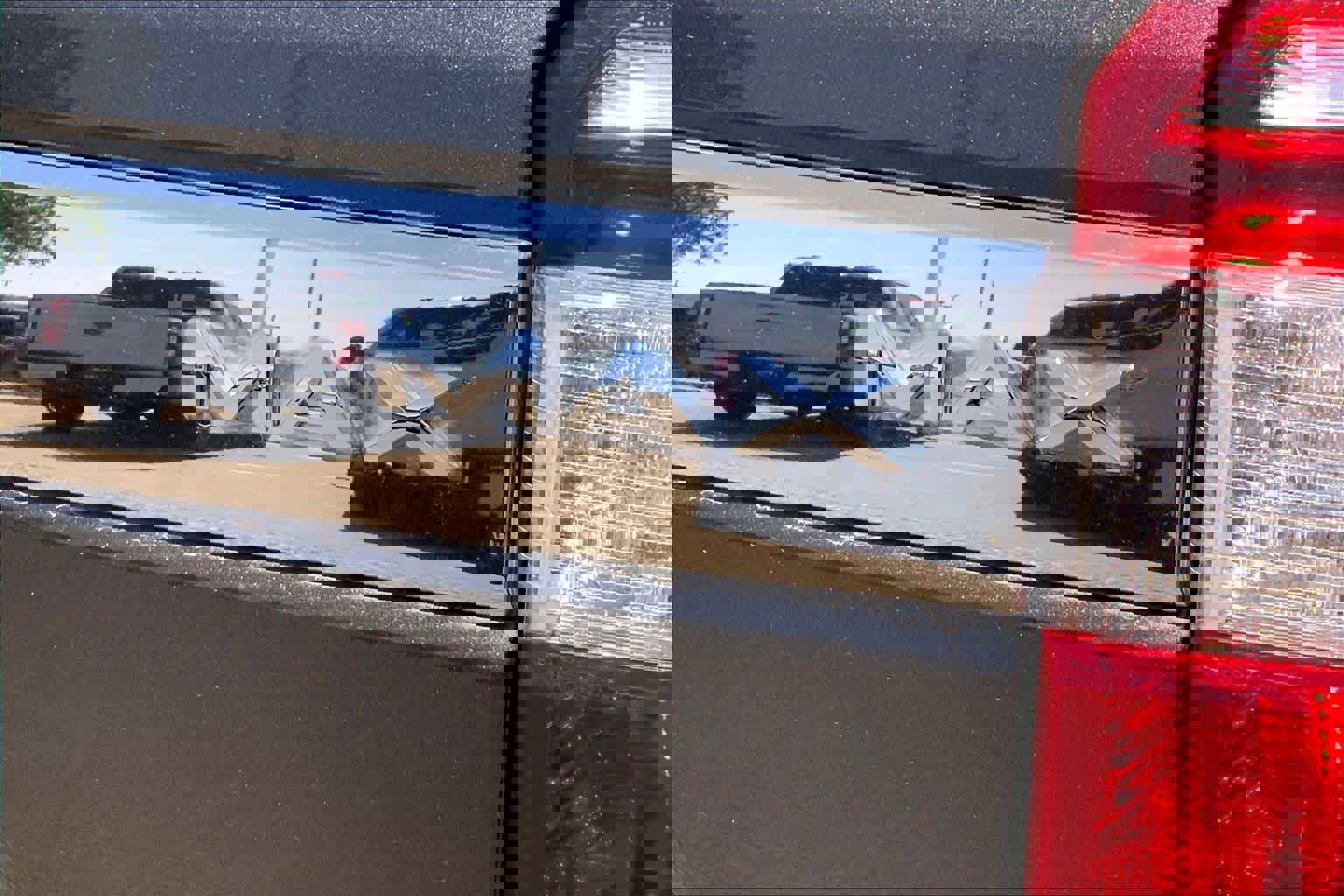 Certified 2021 Ford Expedition Max XLT image 10