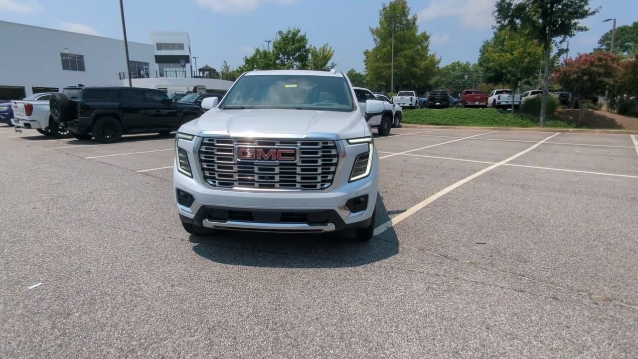 New 2026 GMC Yukon XL Denali w/ Denali Reserve Package AWD/4WD image 3