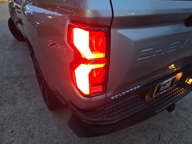 Used 2024 Chevrolet Colorado Z71 w/ Z71 Convenience Package 2 image 28