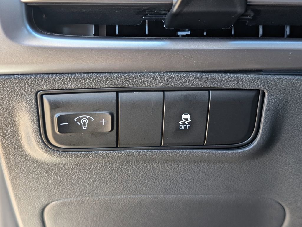 Used 2026 Hyundai Tucson SE image 30