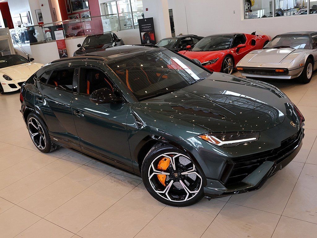 Used 2023 Lamborghini Urus S image 13