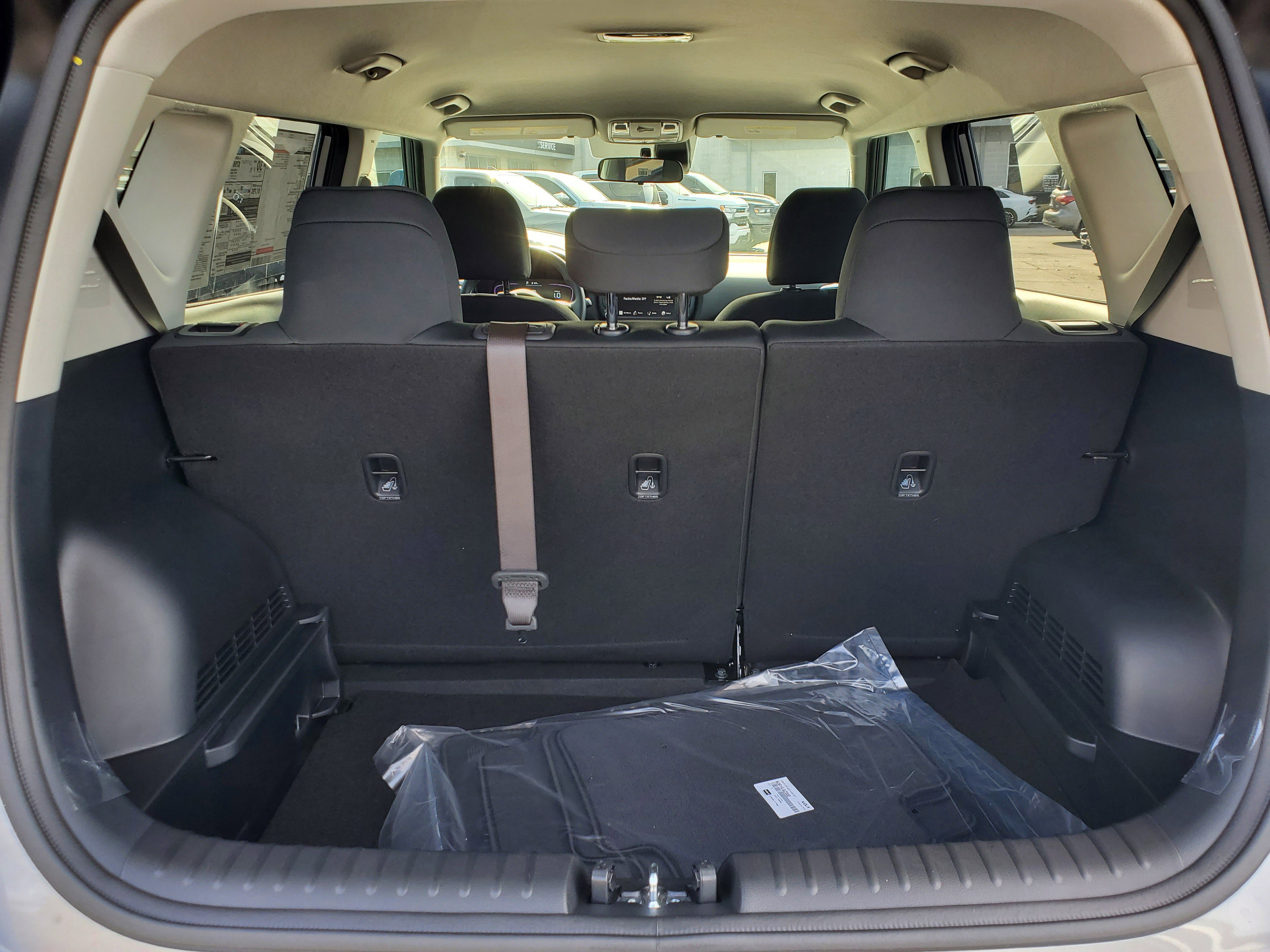 New 2025 Kia Soul LX image 9