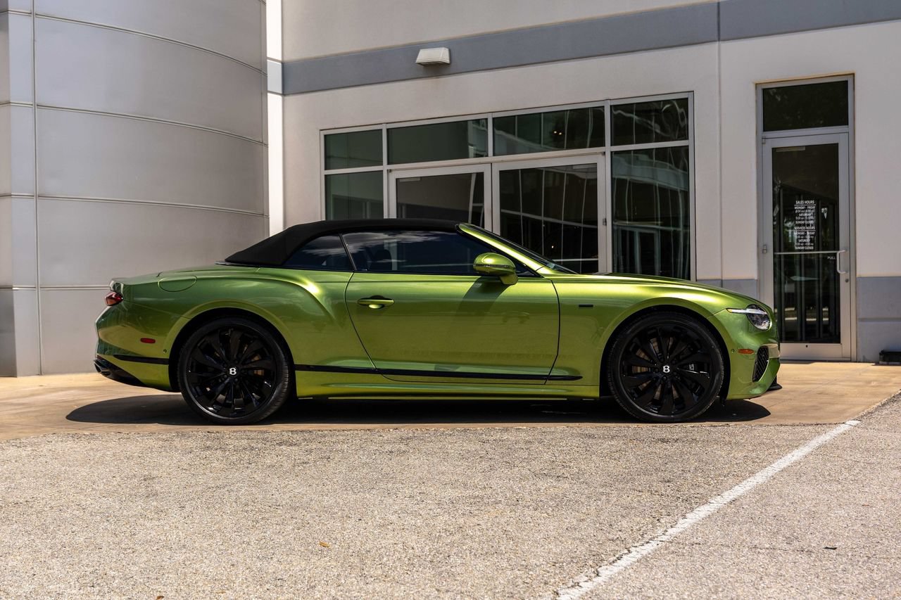 Certified 2025 Bentley Continental GTC AWD/4WD image 5