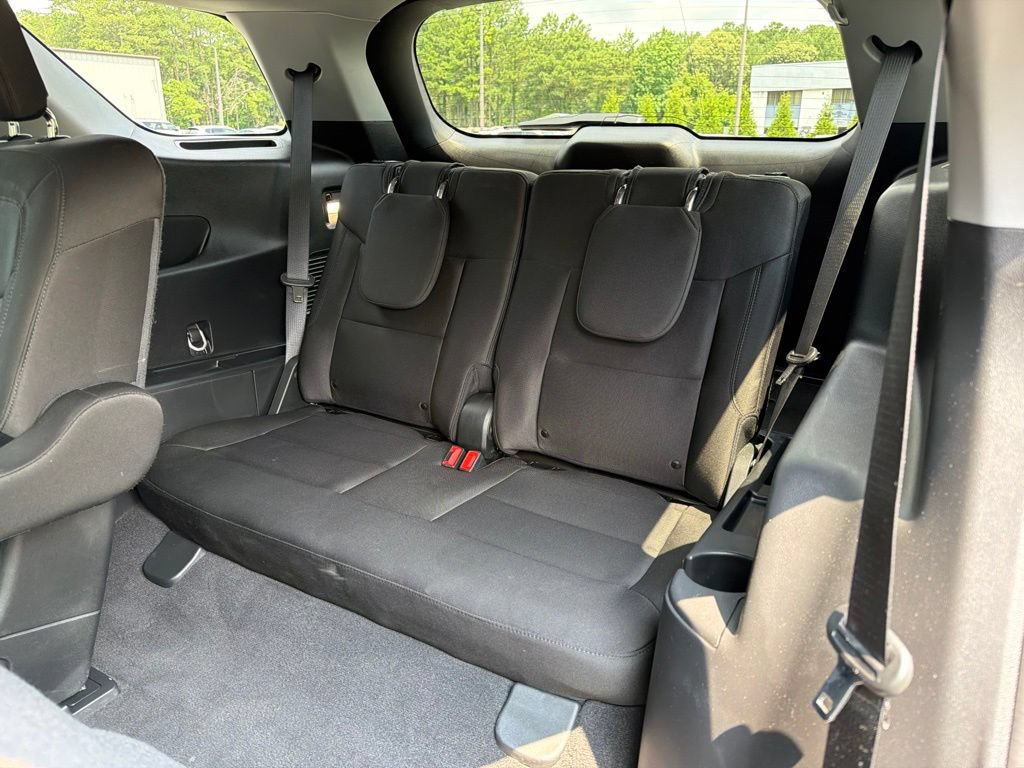 Used 2023 Ford Explorer XLT AWD/4WD image 20