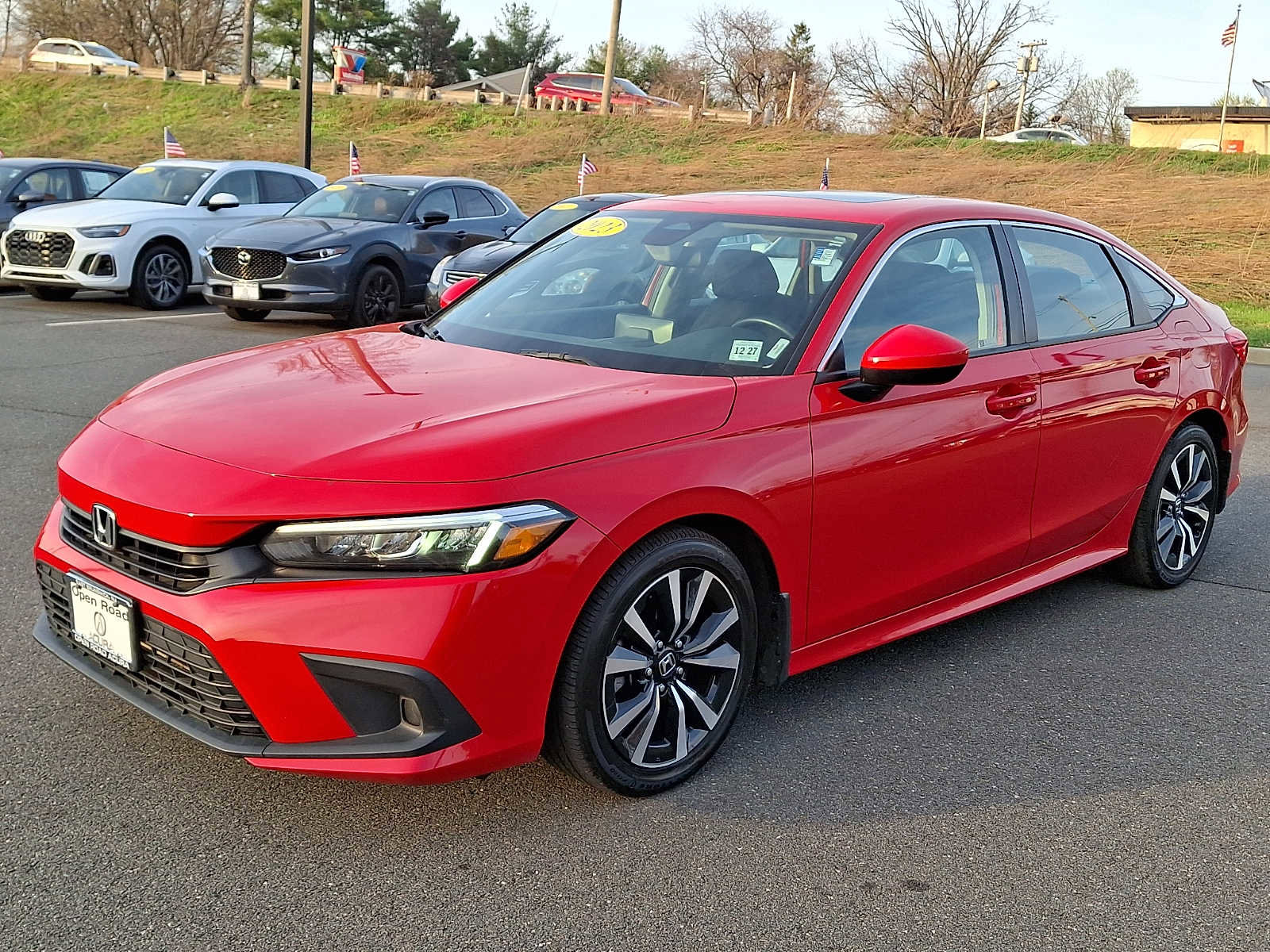 Used 2023 Honda Civic EX image 3