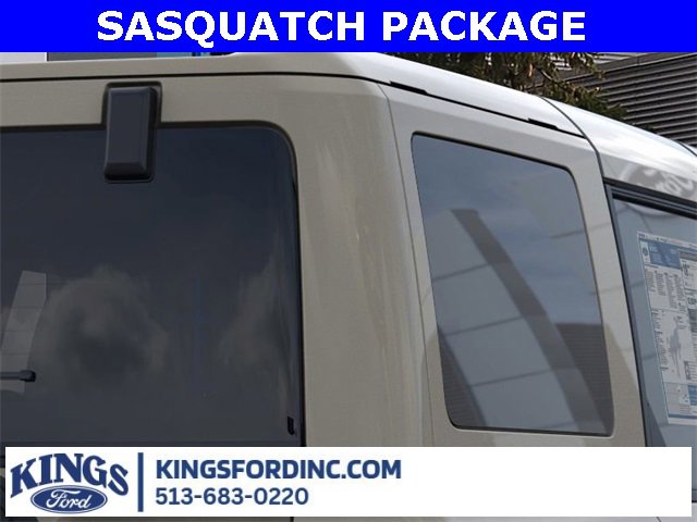 New 2025 Ford Bronco Badlands image 25