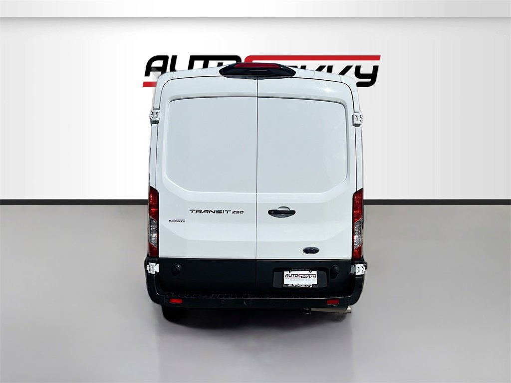 Used 2024 Ford Transit 250 148 Medium Roof w/ Load Area Protection Package image 6
