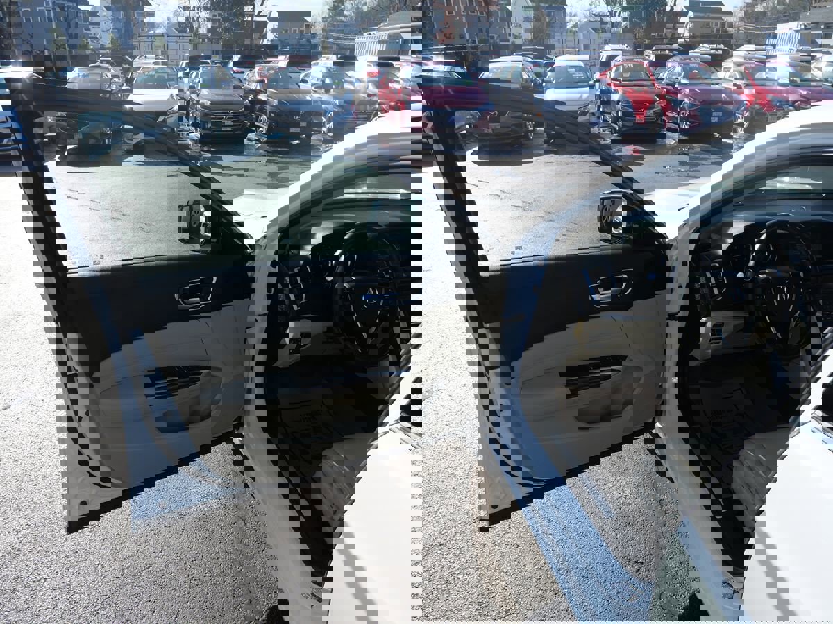 Used 2019 Acura TLX image 15