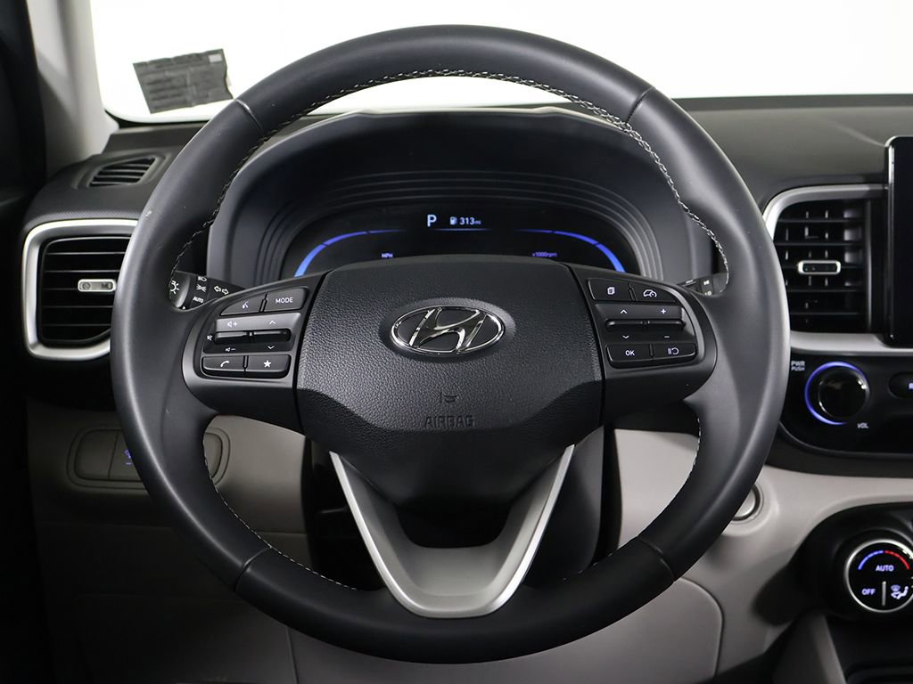 Certified 2024 Hyundai Venue SEL image 34