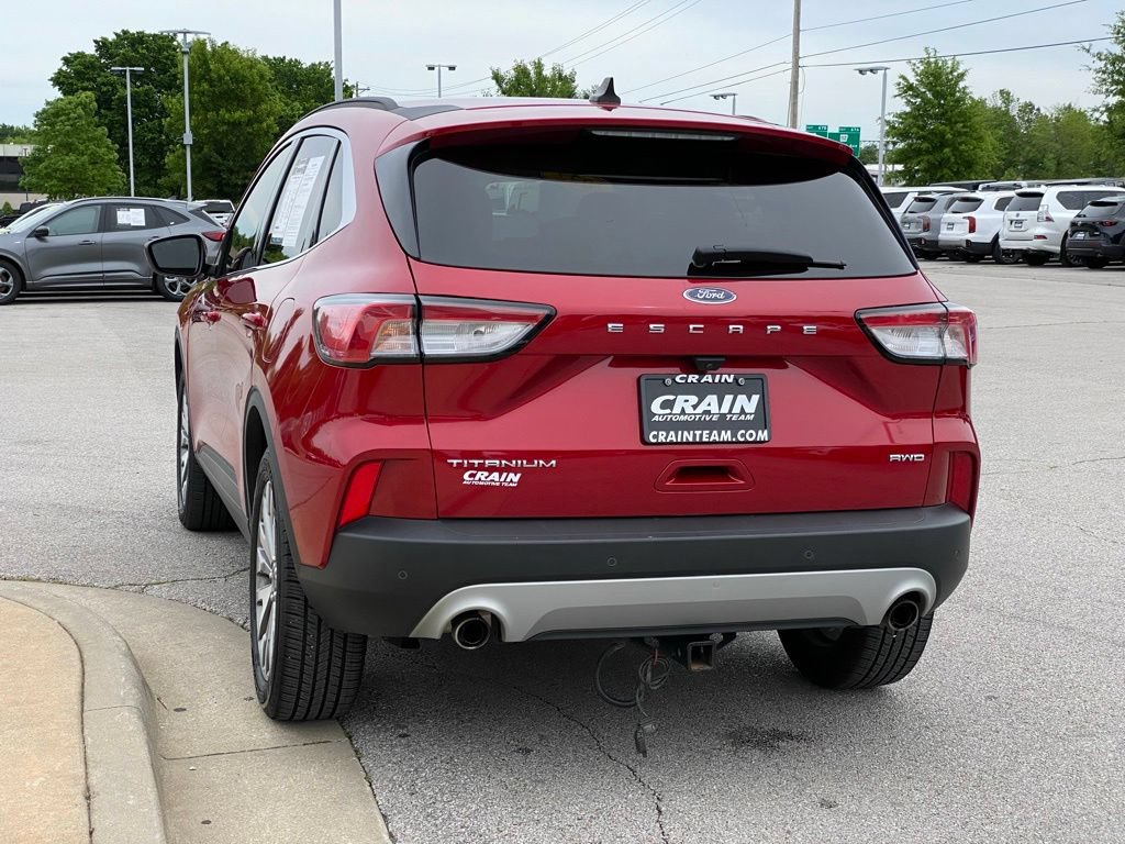 Used 2022 Ford Escape Titanium AWD/4WD image 5