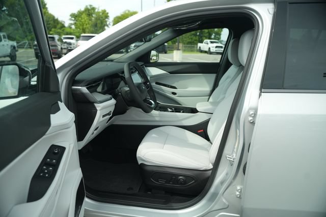 New 2026 Jeep Cherokee Limited AWD/4WD image 10
