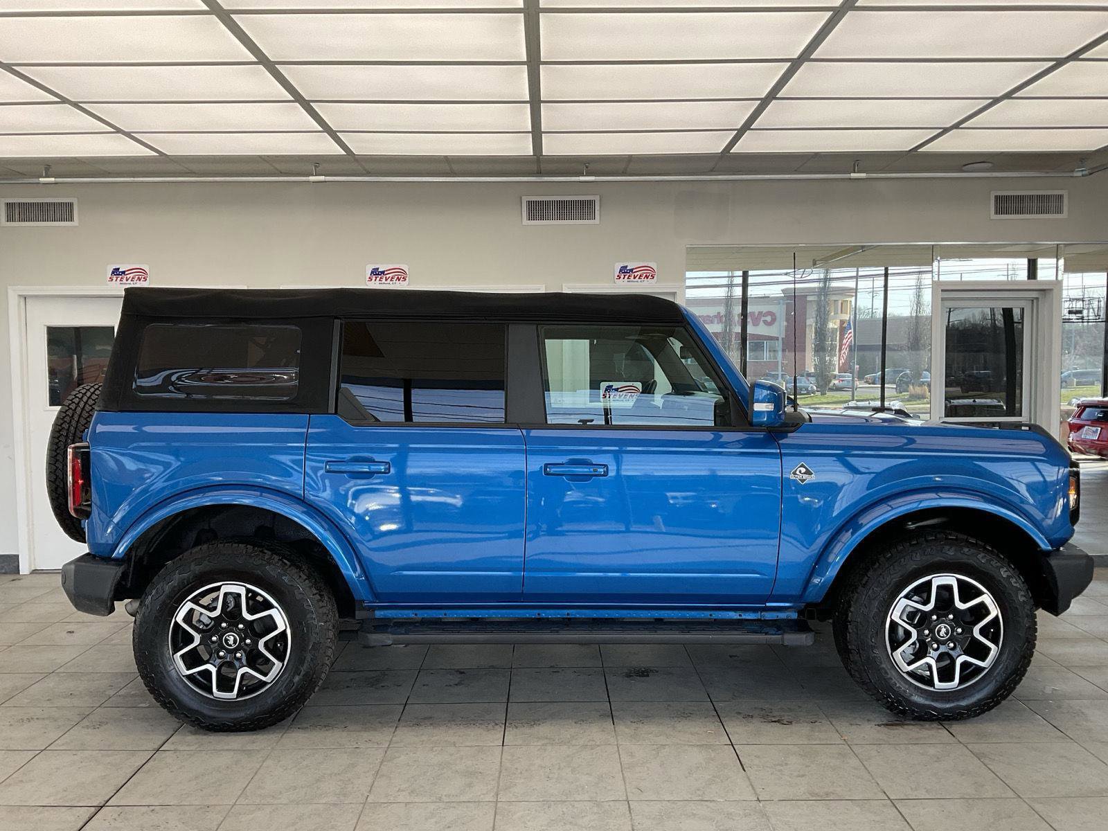 Used 2022 Ford Bronco Outer Banks image 4