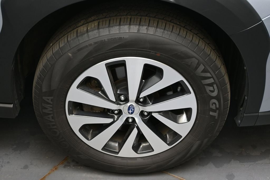 Certified 2024 Subaru Outback Premium AWD/4WD image 10