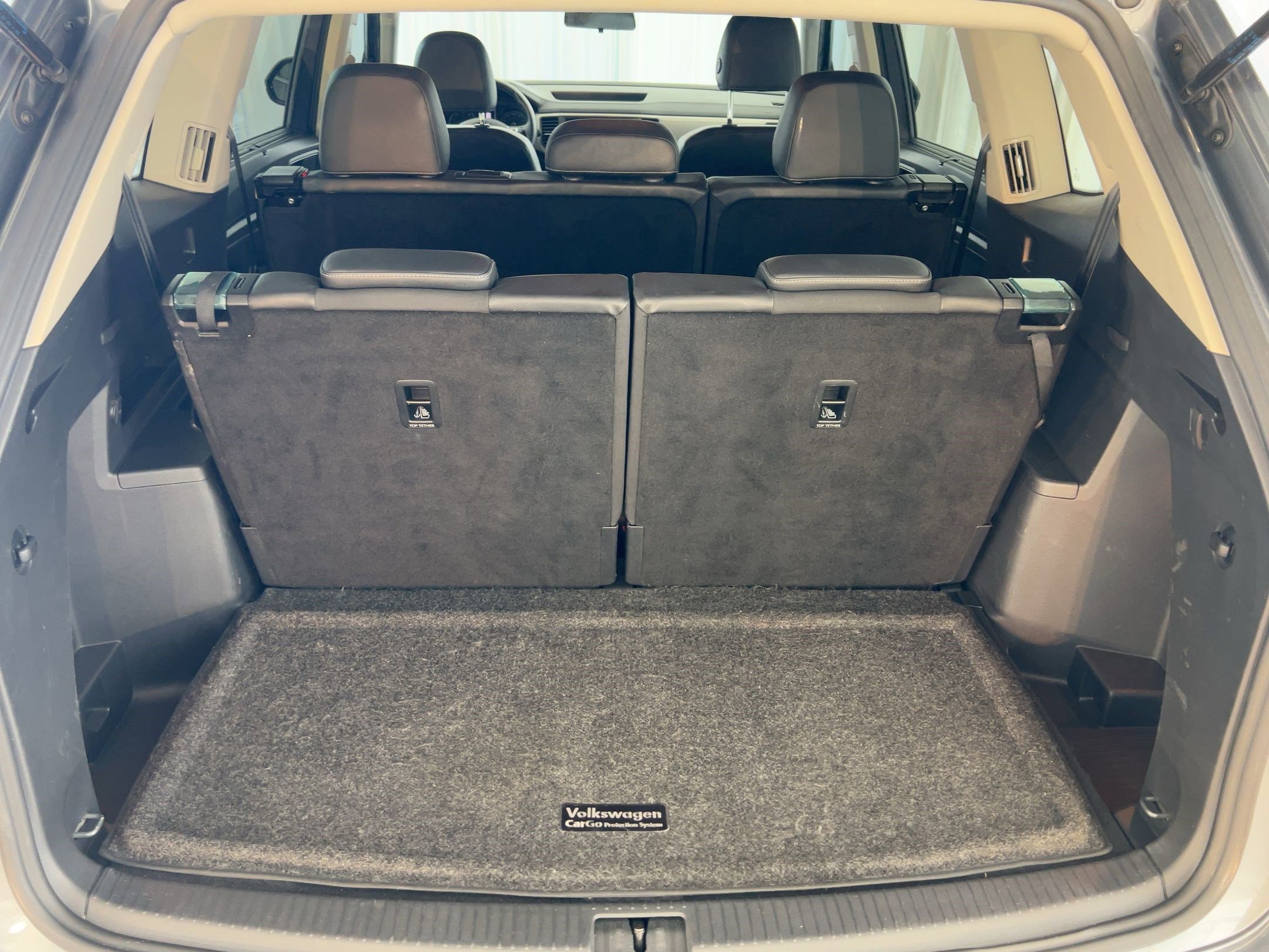 Used 2019 Volkswagen Atlas SE w/ Towing Package image 35